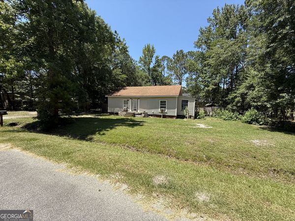 84 Gorham Street, Pembroke, GA 31321