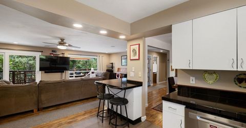 2255 Parkway Drive, Reno, NV 89502 Photo