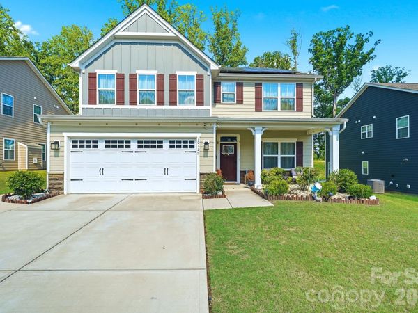 10129 Harvest Gold Drive, Charlotte, NC 28215