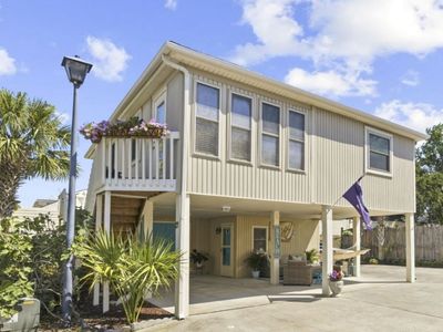 820 9th Ave. S, North Myrtle Beach, SC 29582