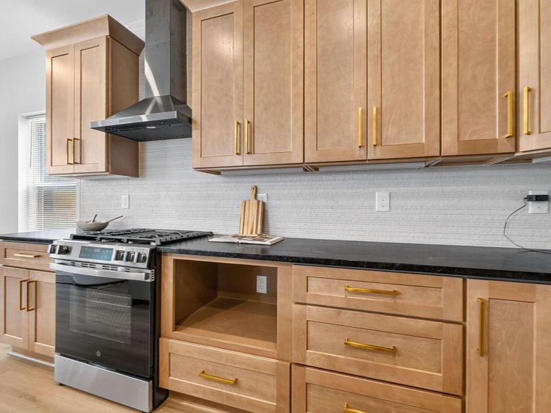 176 N Garfield Avenue, Columbus, OH 43203 Photo 6