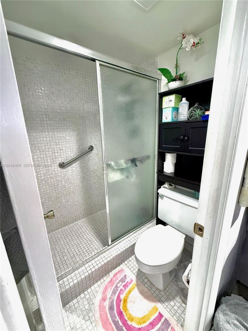1300 Saint Charles Pl , Unit 402, Pembroke Pines, FL 33026 Photo