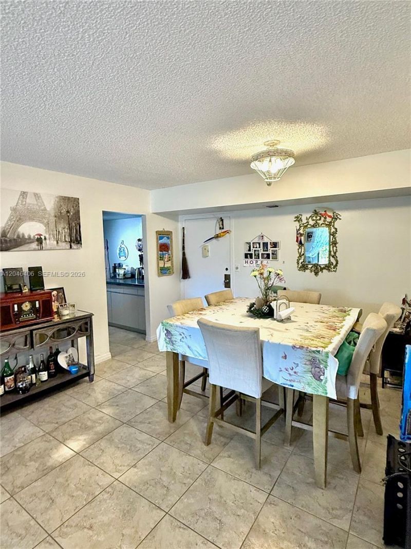 1300 Saint Charles Pl , Unit 402, Pembroke Pines, FL 33026 Photo