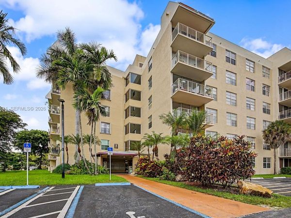 13120 SW 92nd Ave , Unit B-207, Miami, FL 33176