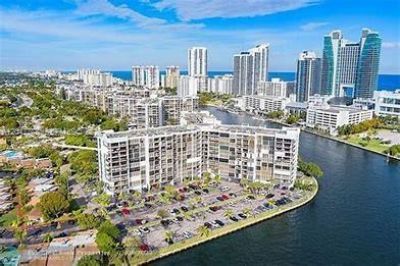 200 Leslie Dr , Unit 926, Hallandale Beach, FL 33009 Photo