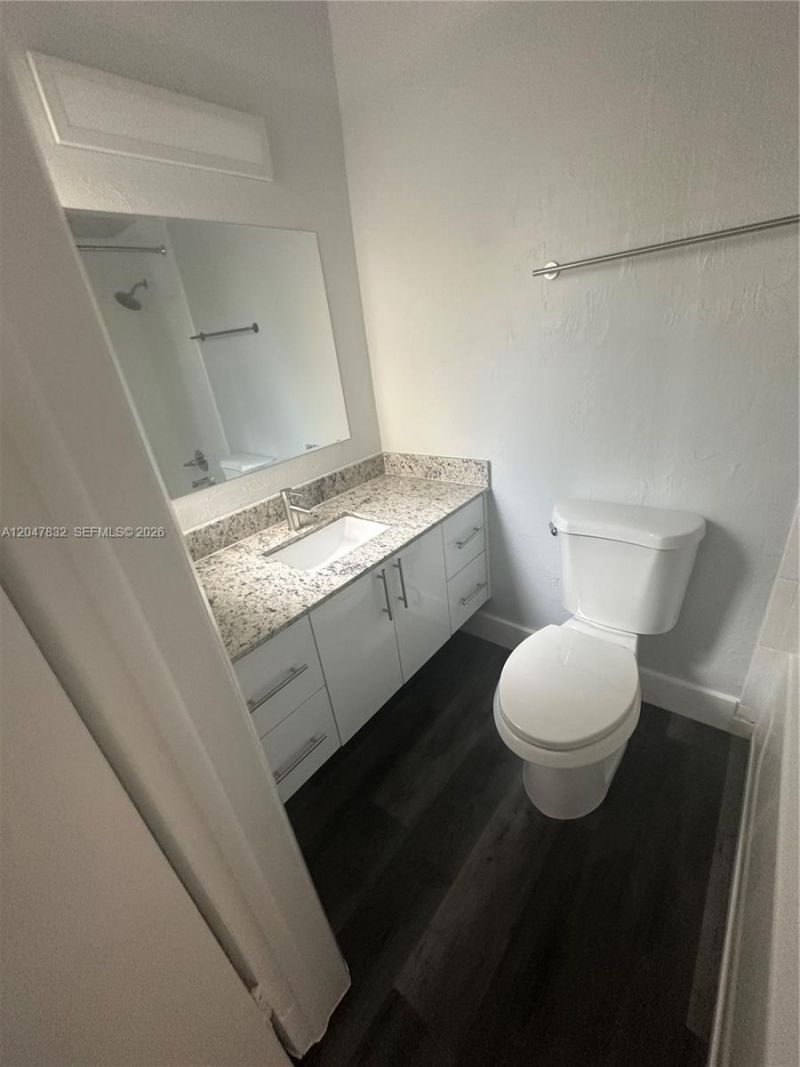 1208 Salzedo St , Unit 7, Coral Gables, FL 33134 Photo
