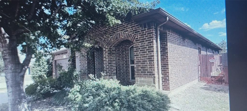 333 Branding Iron Trail, Fort Worth, TX 76131 Main Photo