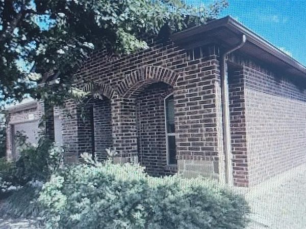 333 Branding Iron Trail, Fort Worth, TX 76131