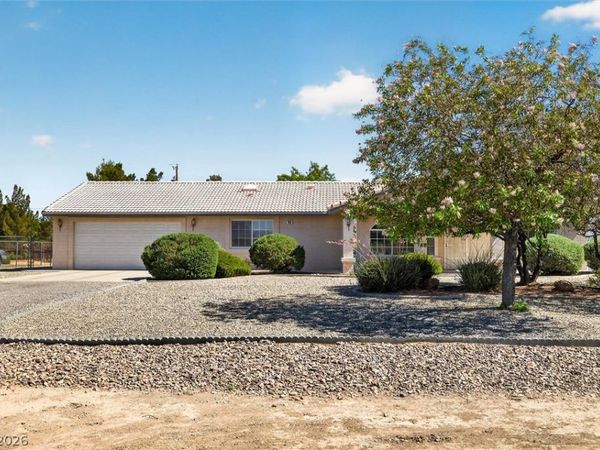 680 E Jaybird Street , Pahrump, NV 89048