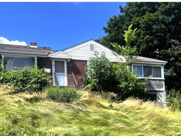 1316 Nokomis St, Pittsburgh, PA 15204