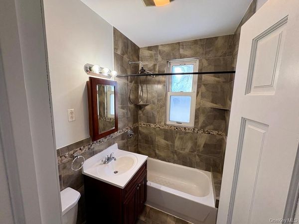 287 Logan Avenue , Bronx, NY 10465