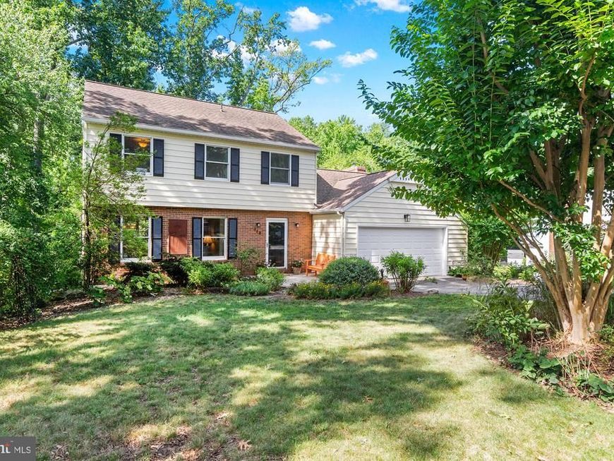 868 Twin Harbor Drive, Arnold, MD 21012 Main Photo