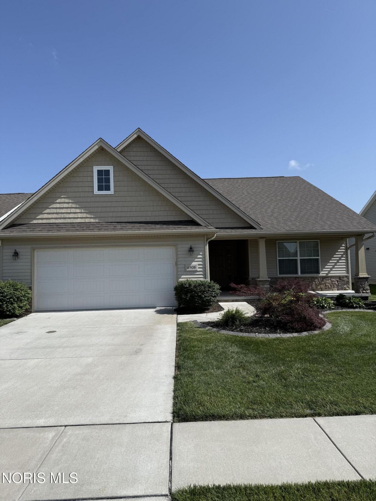 6908 Torrey Pine Court , Maumee, OH 43537 Main Photo