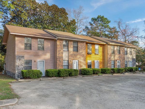 611 Center Street, UNIT 10, Fort Walton Beach, FL 32547