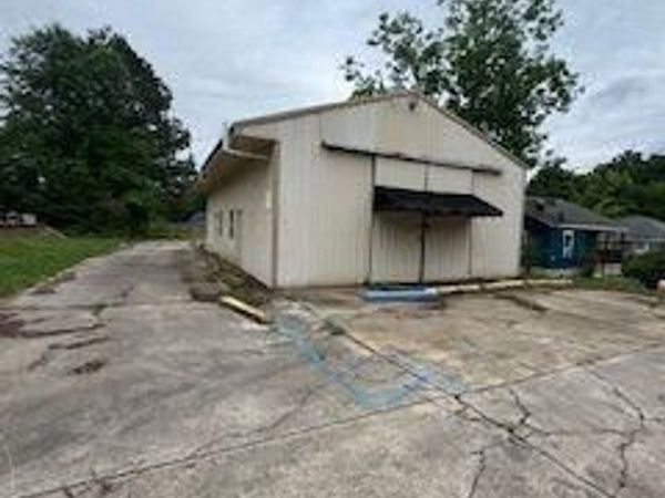 2924 State Boulevard, Meridian, MS 39307