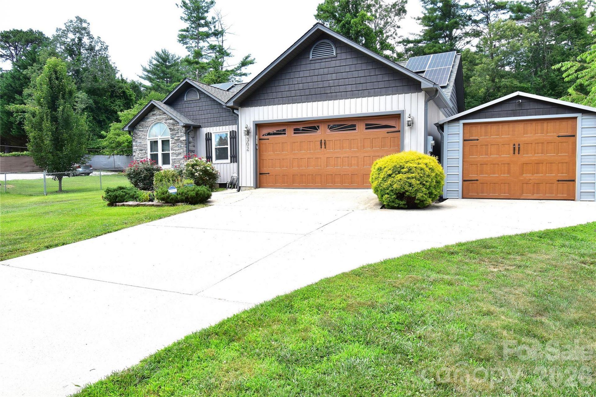 302 Watson Road, Arden, NC 28704 Main Photo