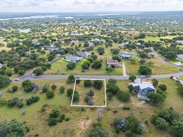 507 Broken Hills, Horseshoe Bay, TX 78657