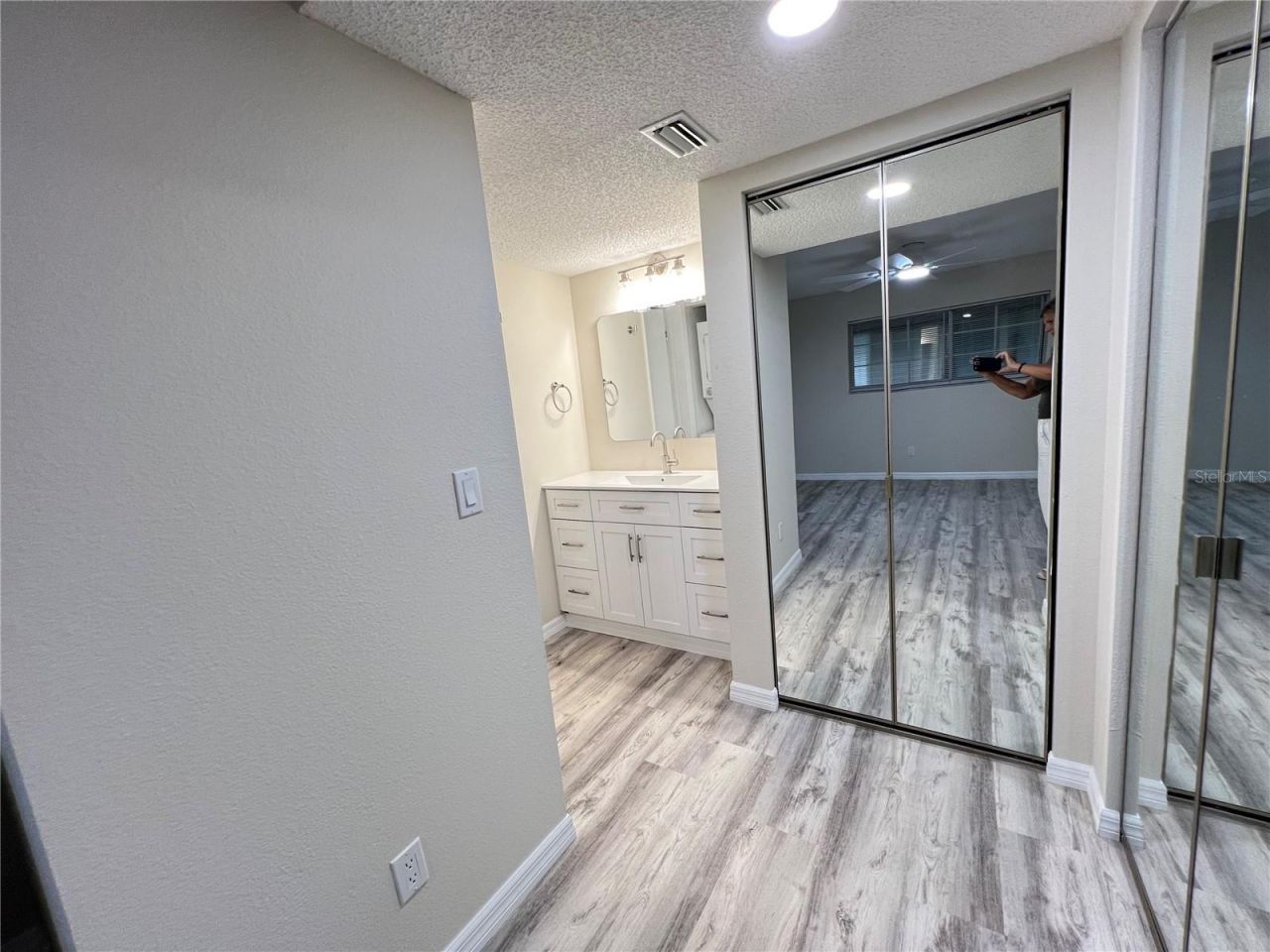 572 SE Fairways Lane, Unit N204, Ocala, FL 34472 Photo