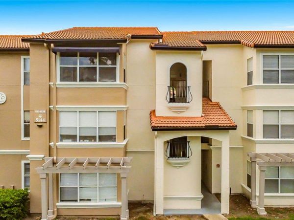 5144 CONROY ROAD, Unit 13, ORLANDO, FL 32811
