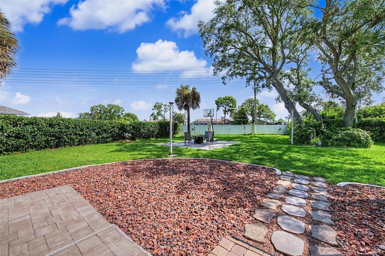 8835 Helmsly Lane , Hudson, FL 34667 Photo