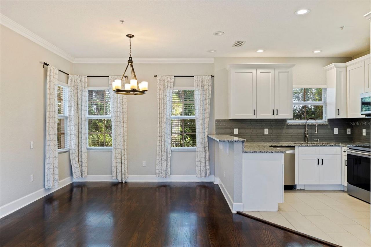 521 101st Avenue N, Saint Petersburg, FL 33702 Photo