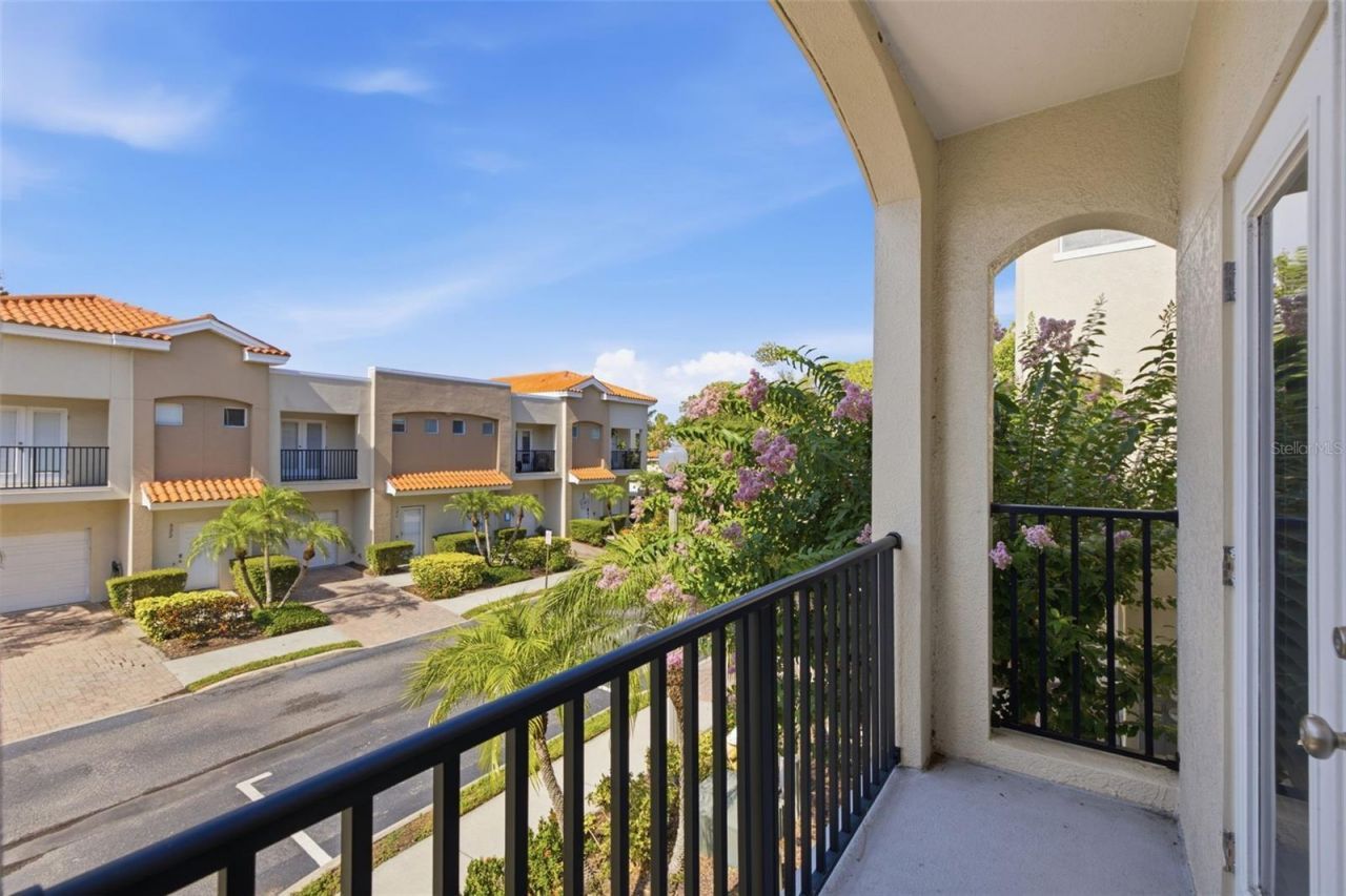 521 101st Avenue N, Saint Petersburg, FL 33702 Photo