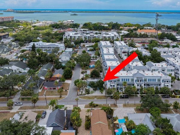 932 HIGHLAND AVENUE, DUNEDIN, FL 34698