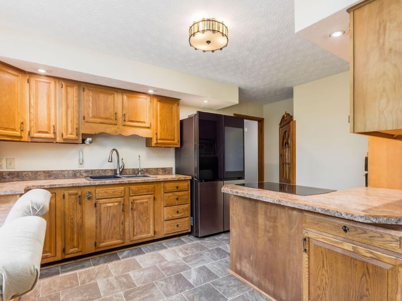 2275 Gardner Road, Galloway, OH 43119 Photo 10