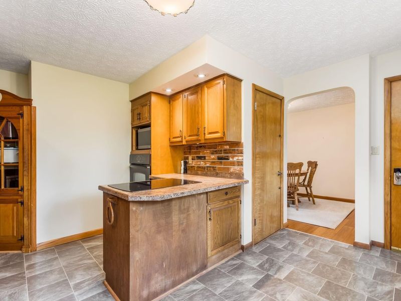 2275 Gardner Road, Galloway, OH 43119 Photo 12