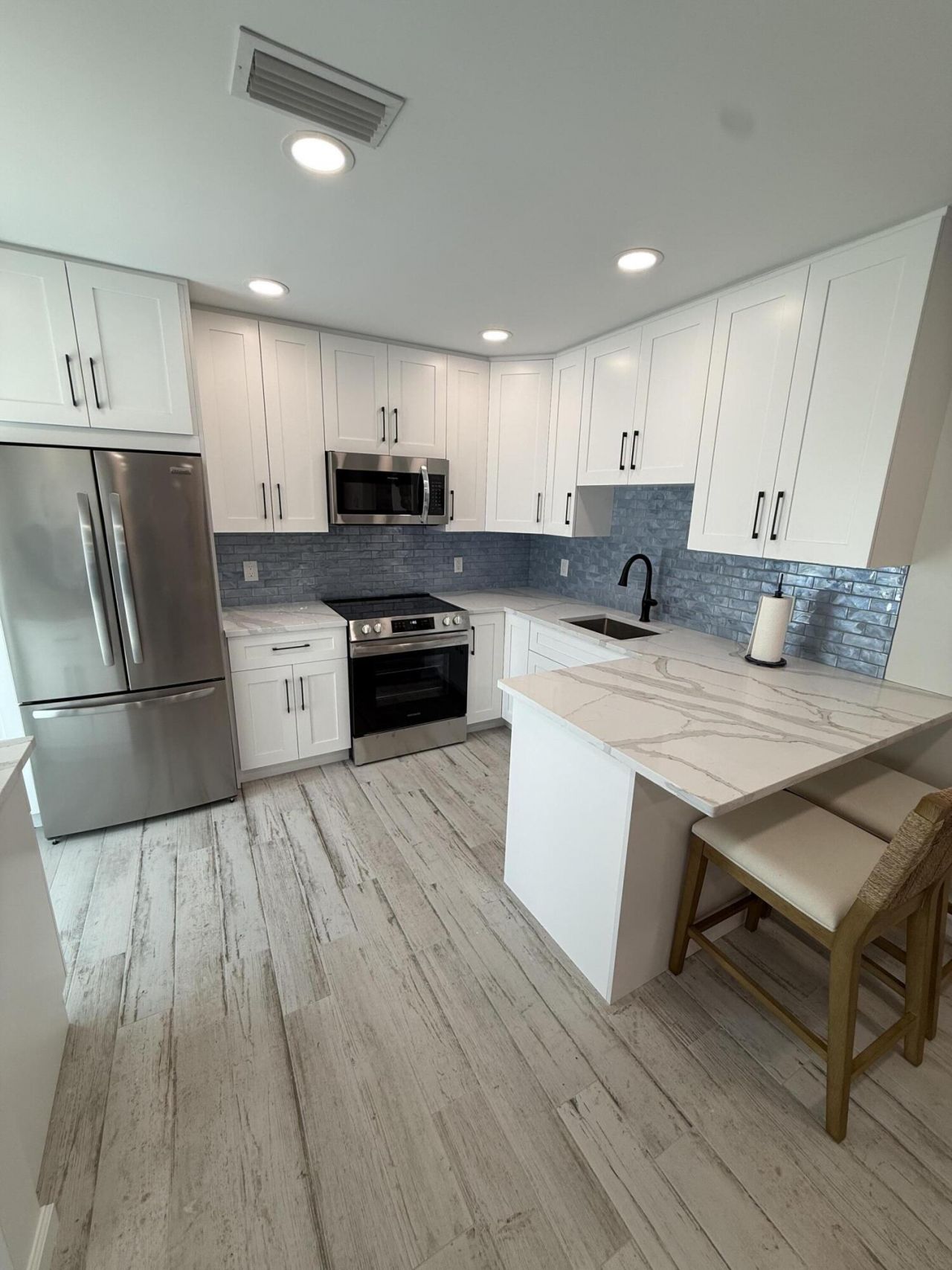 370 Wilma Circle, Unit 6, Riviera Beach, FL 33404 Photo
