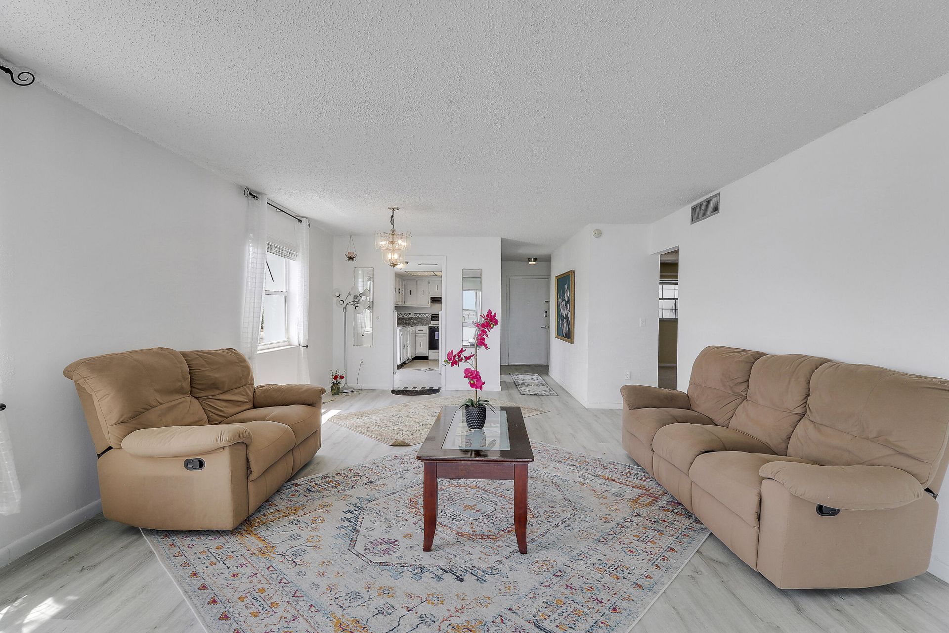 410 Wilma Circle, Unit 308, Riviera Beach, FL 33404 Photo