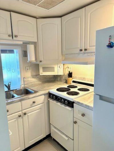 2508 Bay Drive, Pompano Beach, FL 33062 Photo