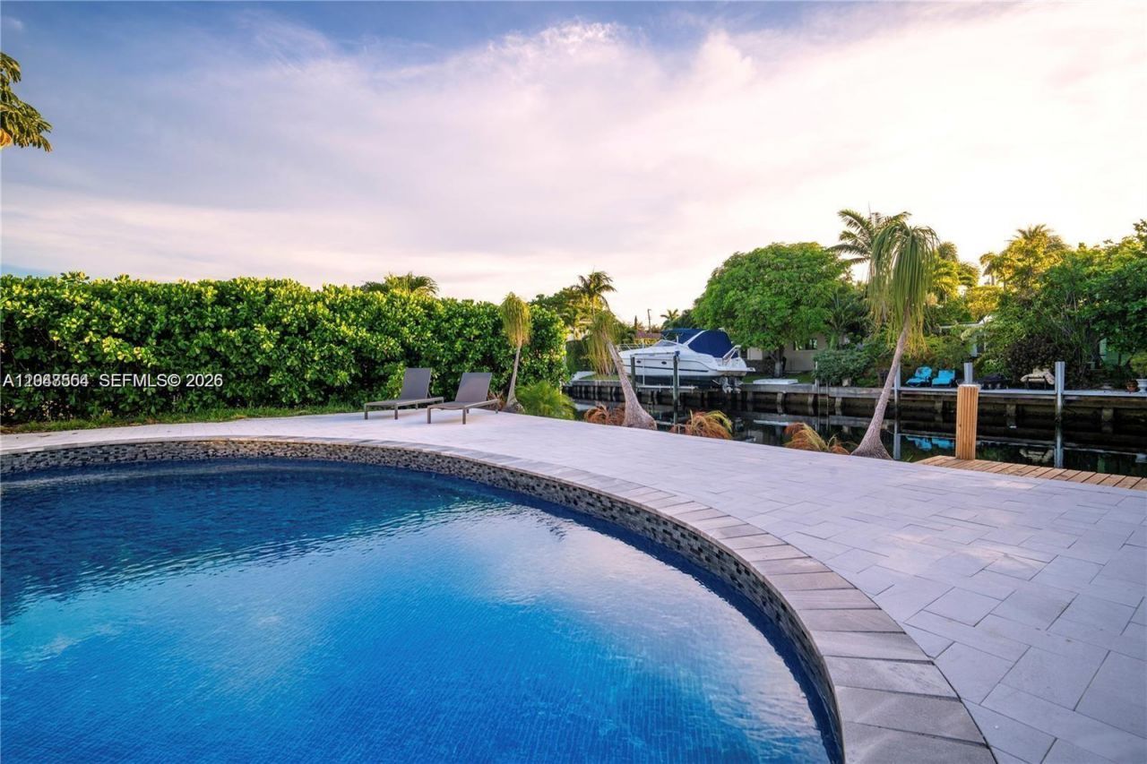 5561 NE 28th Ave , Fort Lauderdale, FL 33308 Photo