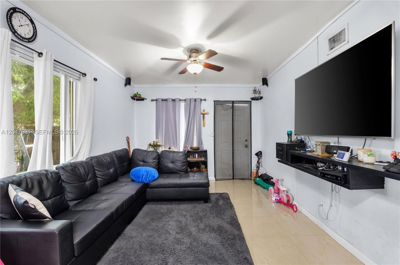 2901 NW 9th Ct , Fort Lauderdale, FL 33311 Photo