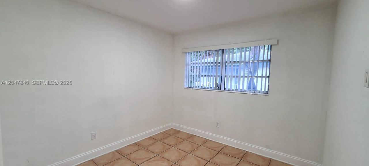 7851 Dunham Blvd , Unit 12, Miami, FL 33138 Photo