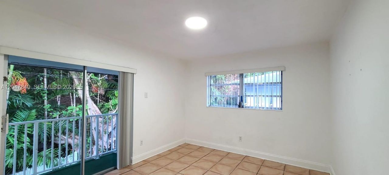 7851 Dunham Blvd , Unit 12, Miami, FL 33138 Photo