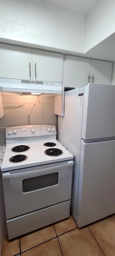 7851 Dunham Blvd , Unit 12, Miami, FL 33138 Photo