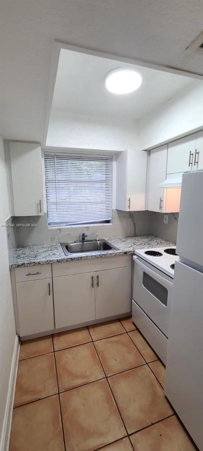 7851 Dunham Blvd , Unit 12, Miami, FL 33138 Photo