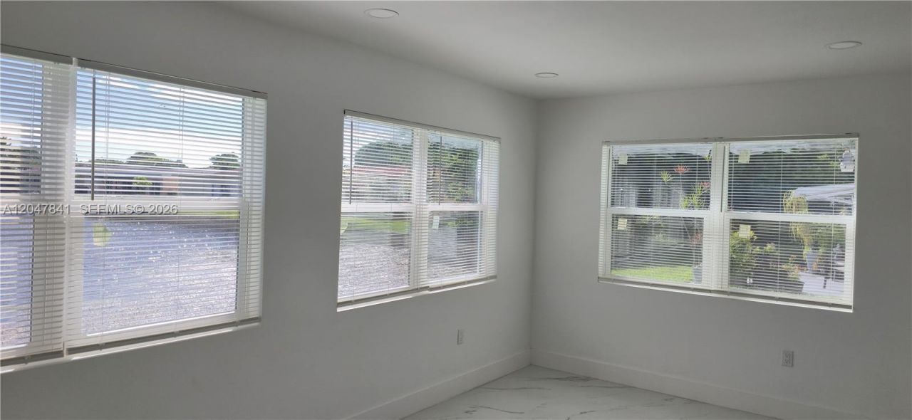 4404 NW 46th Way , Tamarac, FL 33319 Photo