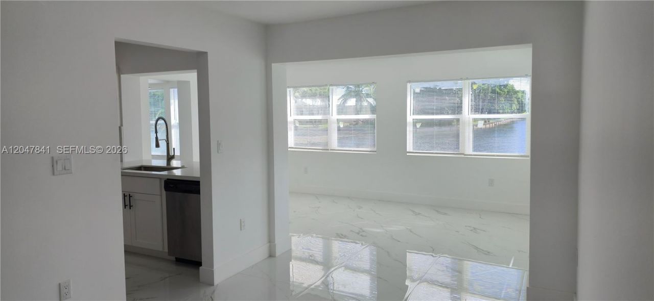 4404 NW 46th Way , Tamarac, FL 33319 Photo