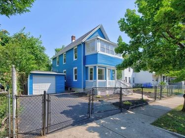 58 Greene St, Springfield, MA 01109