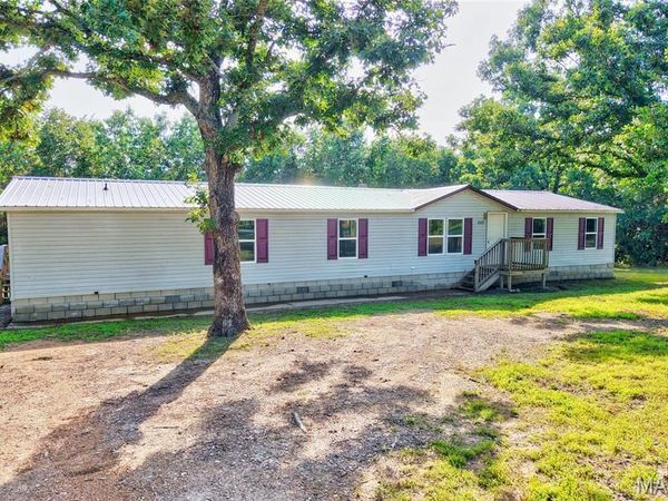 25205 Ranch Drive, Lebanon, MO 65536