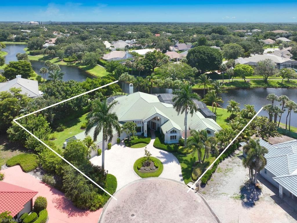 695 Ardmore Ln , Naples, FL 34108 Photo