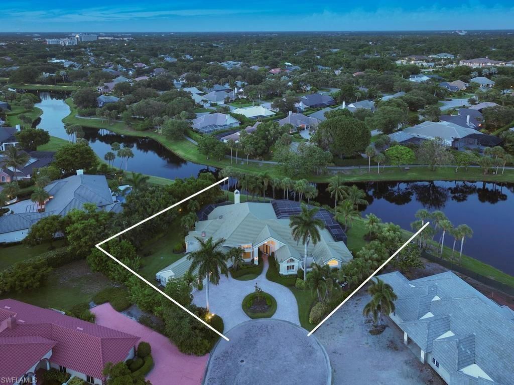 695 Ardmore Ln , Naples, FL 34108 Photo