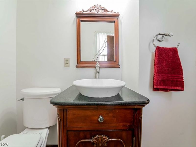 4760 Oster Road, Sheffield Village, OH 44054 Photo 15