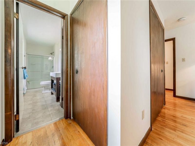 4760 Oster Road, Sheffield Village, OH 44054 Photo 22