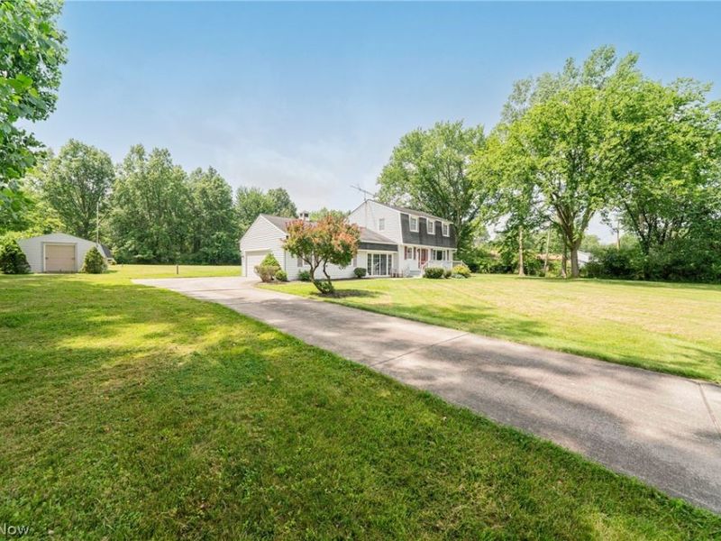 4760 Oster Road, Sheffield Village, OH 44054 Photo 5