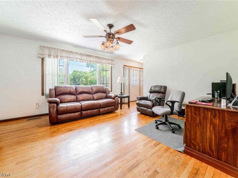 4760 Oster Road, Sheffield Village, OH 44054 Photo 7