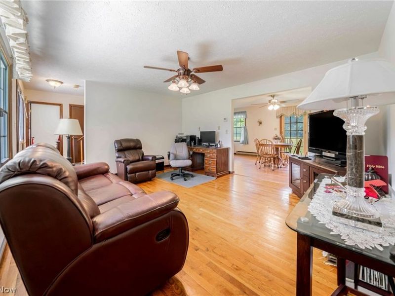 4760 Oster Road, Sheffield Village, OH 44054 Photo 8