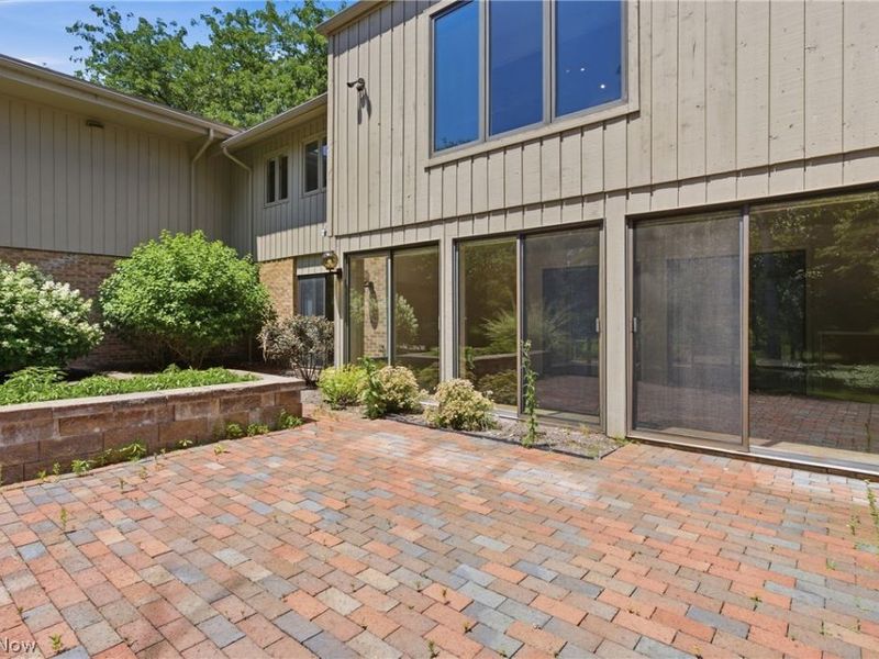483 Concord Downs Lane, Aurora, OH 44202 Photo 6